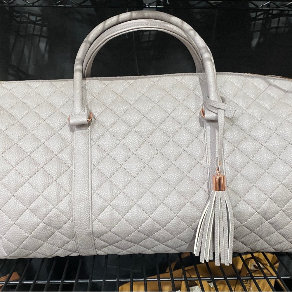 Elegant Gray Quilted Weekender